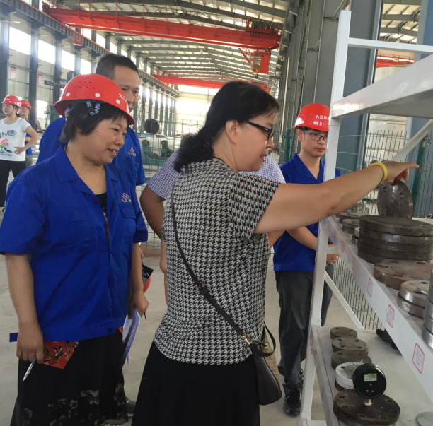 大连子火服装制造集团(3G网站)順利通過(guo)A2壓力容器制造(zao)許可